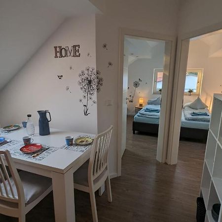 Helle Wohnung Mit Zwei Schlafzimmern Eching  Eksteriør billede