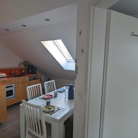 Helle Wohnung Mit Zwei Schlafzimmern Eching  Eksteriør billede