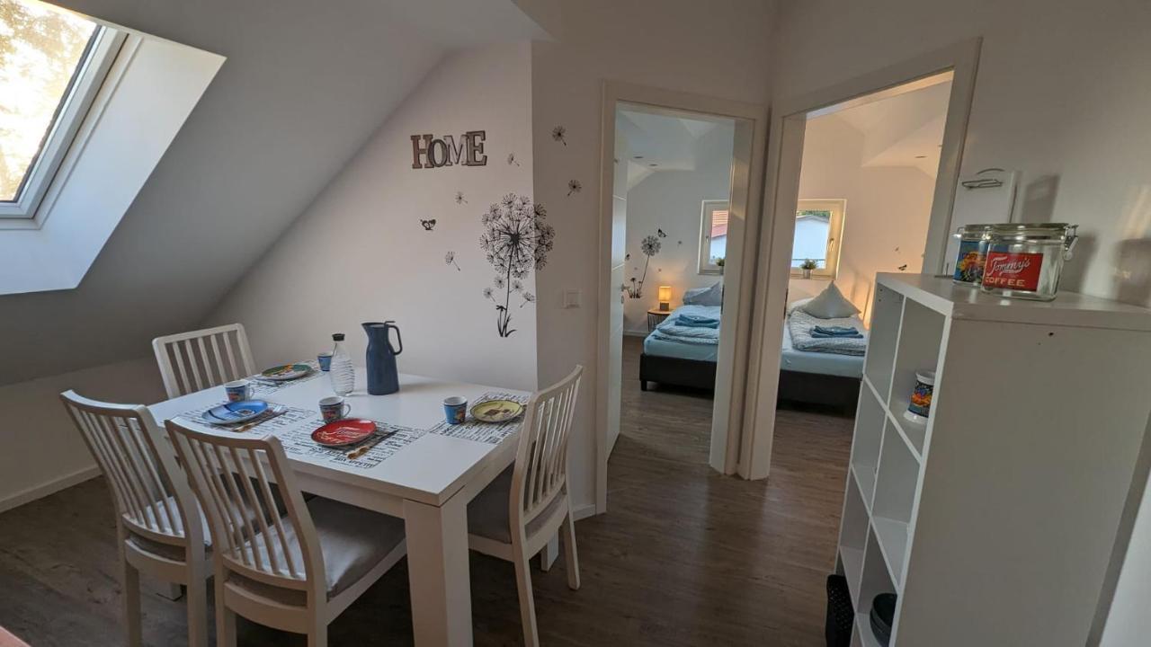 Helle Wohnung Mit Zwei Schlafzimmern Eching  Eksteriør billede